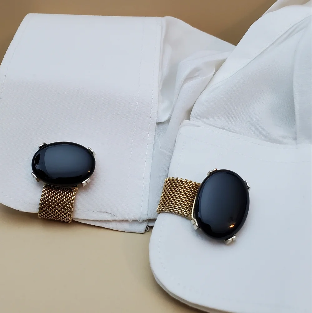 Cufflinks: Gold Tone Wrap Around with Oval Black Onyx